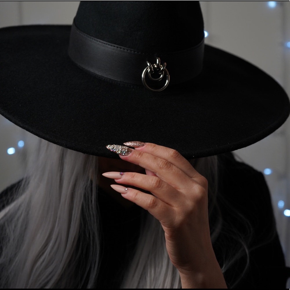 Meet your Posher, Andrea